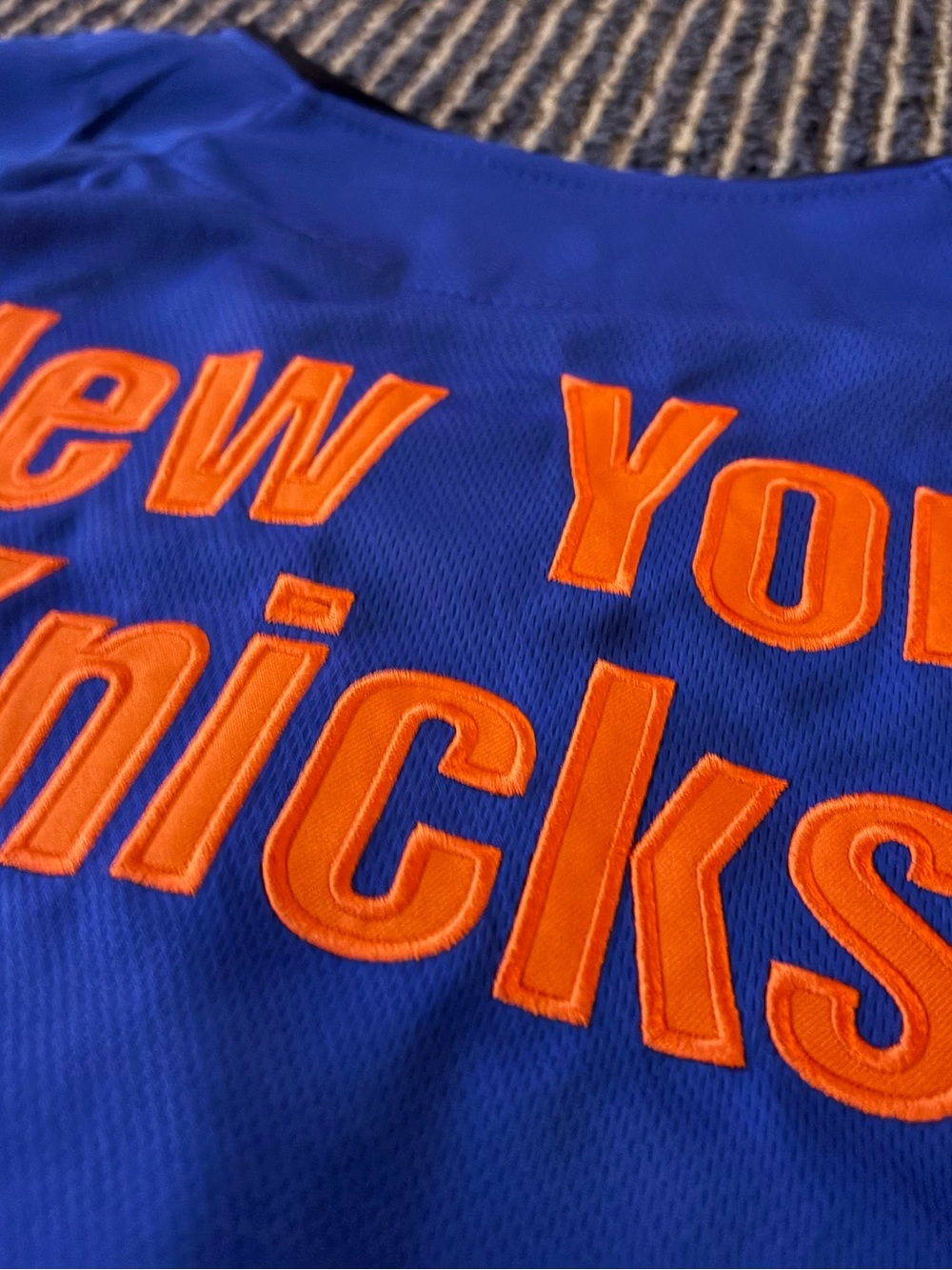 NWT New York Knicks Blue Button Up Warm Up Baseball Style Jersey Embroidered - Picture 3 of 7